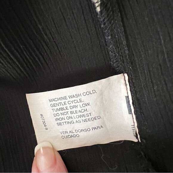 Vintage Christie & Jill Asian Buttoned Down Black Floral Blouse size Lg Grande - Picture 12 of 12